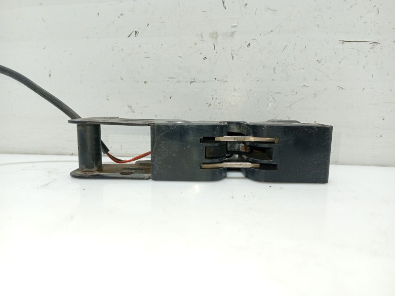 Recambio de cerradura capot para skoda octavia ii (1z3) 1.9 tdi referencia OEM IAM 1Z0823509E 1Z0823509D 