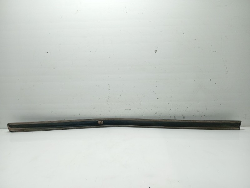 Recambio de moldura para skoda octavia ii (1z3) 1.9 tdi referencia OEM IAM 1Z0853516C 1Z0853516D 1Z0853518