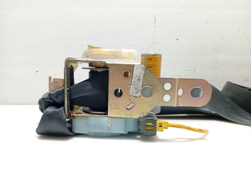 Recambio de cinturon seguridad delantero derecho para hyundai getz (tb) referencia OEM IAM 888801C780BJ  
