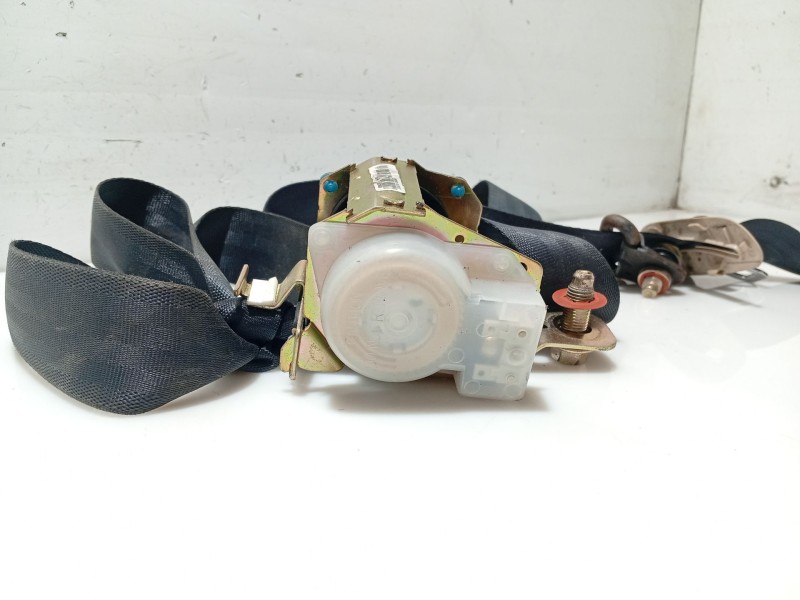 Recambio de cinturon seguridad trasero derecho para hyundai getz (tb) referencia OEM IAM 898201C080BJ  