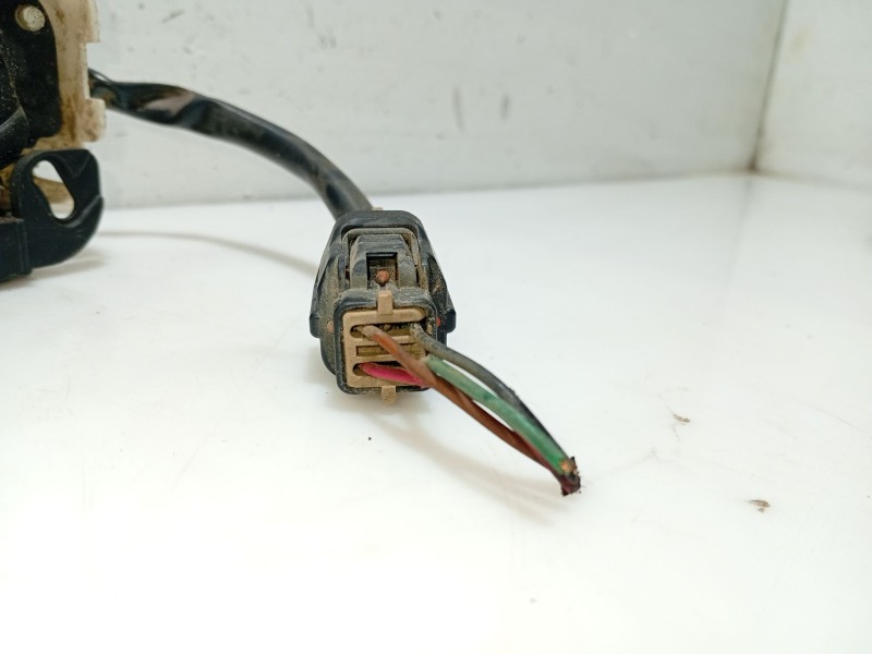 Recambio de cerradura puerta delantera izquierda para hyundai getz (tb) referencia OEM IAM 813101C010 813101C201 