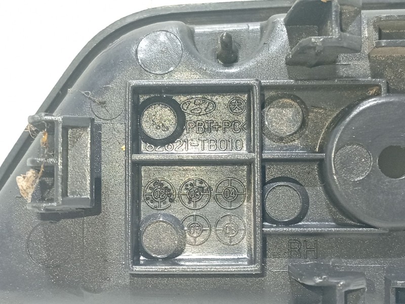Recambio de maneta interior delantera derecha para hyundai getz (tb) referencia OEM IAM 82621TB010  