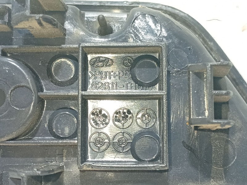 Recambio de maneta interior delantera izquierda para hyundai getz (tb) referencia OEM IAM 82611TB010  