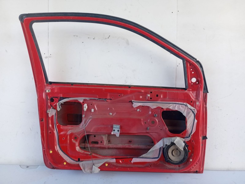 Recambio de puerta delantera izquierda para hyundai getz (tb) referencia OEM IAM 760031C221 761111C210 