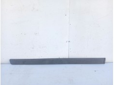 Recambio de moldura puerta delantera izquierda para hyundai getz (tb) referencia OEM IAM 822101C200 877211C200 