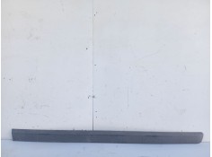 Recambio de moldura puerta delantera derecha para hyundai getz (tb) referencia OEM IAM 822201C200 877221C200 