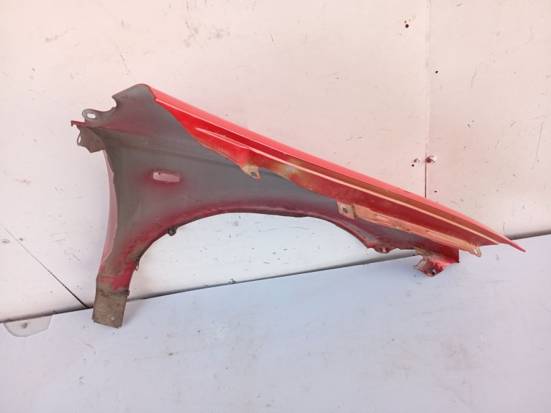 Recambio de aleta delantera izquierda para hyundai getz (tb) referencia OEM IAM 663111C350D  