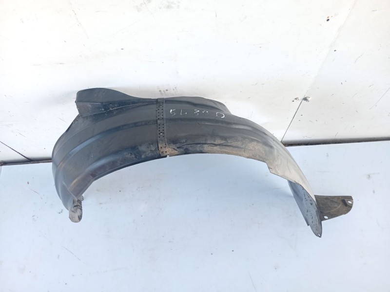 Recambio de paso de rueda delantero derecho para hyundai getz (tb) referencia OEM IAM 868121C000 868161C000 