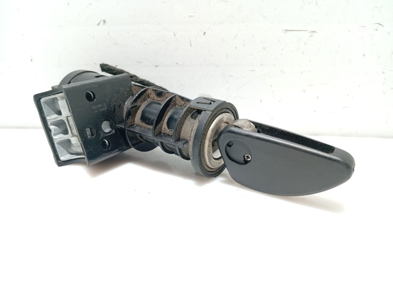 Recambio de juego bombines para alfa romeo 147 (190) 1.9 jtd distinctive referencia OEM IAM 46819068 735362775 735362841