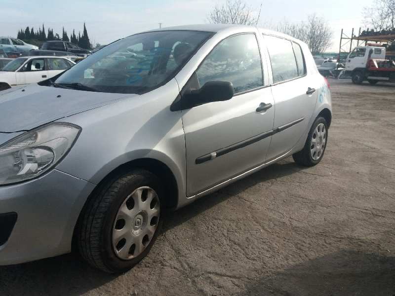 renault clio iii business   |   10.07 - 12.09 | 2007 - 2009 | 68 cv / 50 kw del año 2007