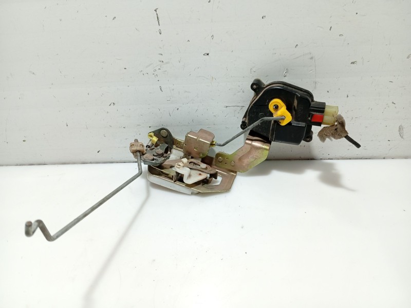 Recambio de cerradura puerta delantera derecha para chevrolet matiz referencia OEM IAM 96601559  