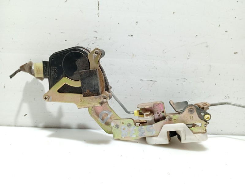 Recambio de cerradura puerta delantera derecha para chevrolet matiz referencia OEM IAM 96601559  