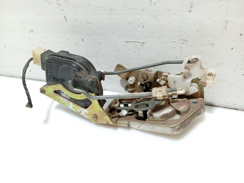 Recambio de cerradura puerta trasera izquierda para chevrolet matiz referencia OEM IAM 96601458  