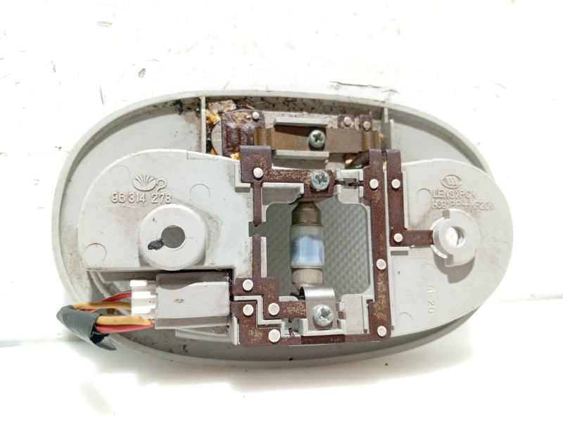 Recambio de luz interior para chevrolet matiz referencia OEM IAM 96314278  