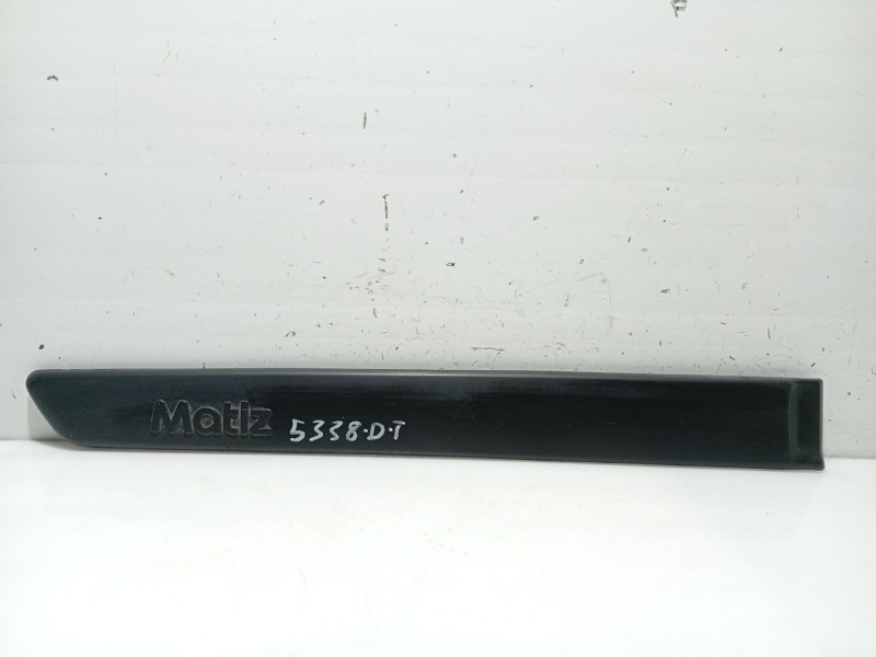 Recambio de moldura puerta trasera derecha para chevrolet matiz referencia OEM IAM 96657024  