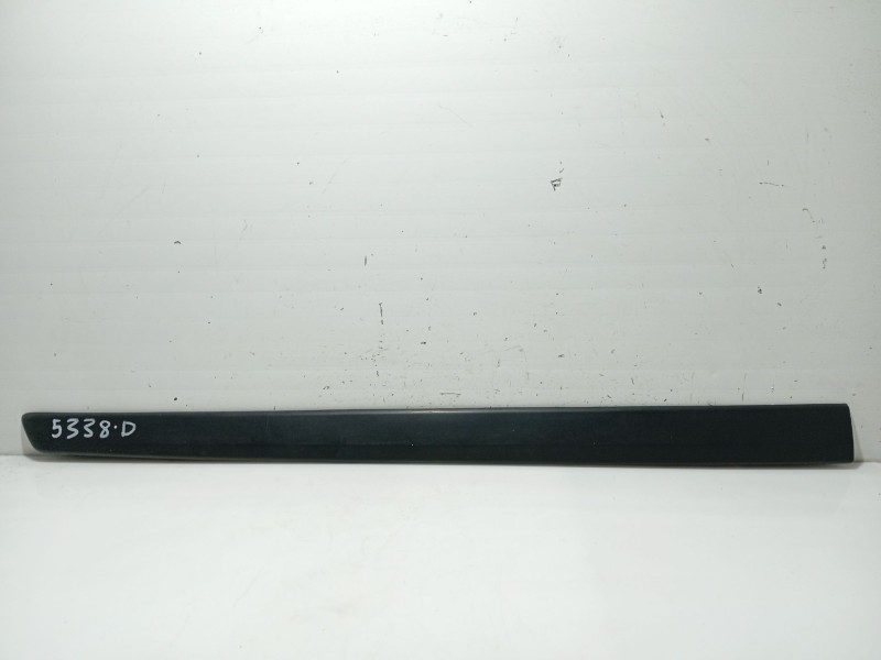 Recambio de moldura para chevrolet matiz referencia OEM IAM 96657020  