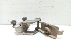 Recambio de soporte / guia puerta corredera para mercedes-benz sprinter 02.00  furg. distrib. carga referencia OEM IAM A90176013