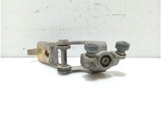 Recambio de soporte / guia puerta corredera para mercedes-benz sprinter 02.00  furg. distrib. carga referencia OEM IAM A90176013 2