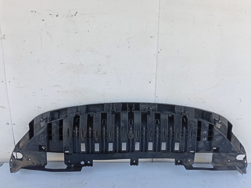 Recambio de moldura para renault grand scénic iii (jz0/1_) 1.9 dci referencia OEM IAM 622350003R  