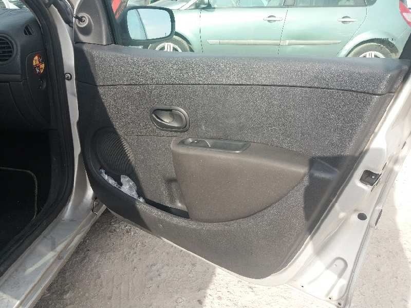 renault clio iii business   |   10.07 - 12.09 | 2007 - 2009 | 68 cv / 50 kw del año 2007