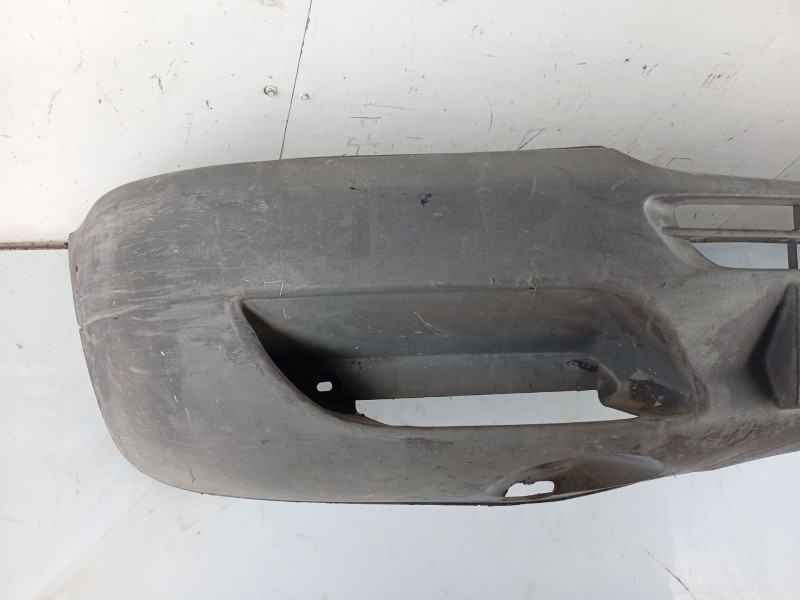 Recambio de paragolpes delantero para mercedes-benz sprinter 02.00  furg. distrib. carga referencia OEM IAM A9018800670  