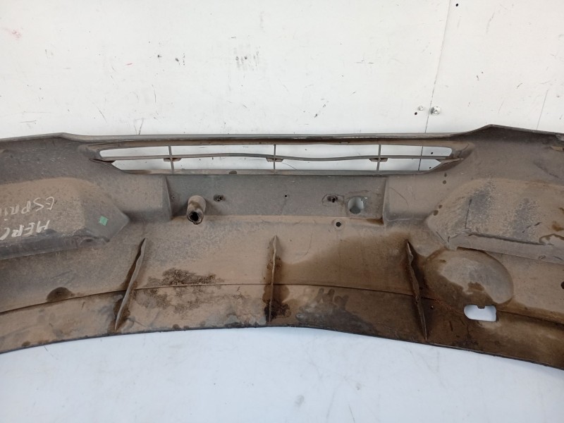 Recambio de paragolpes delantero para mercedes-benz sprinter 02.00  furg. distrib. carga referencia OEM IAM A9018800670  