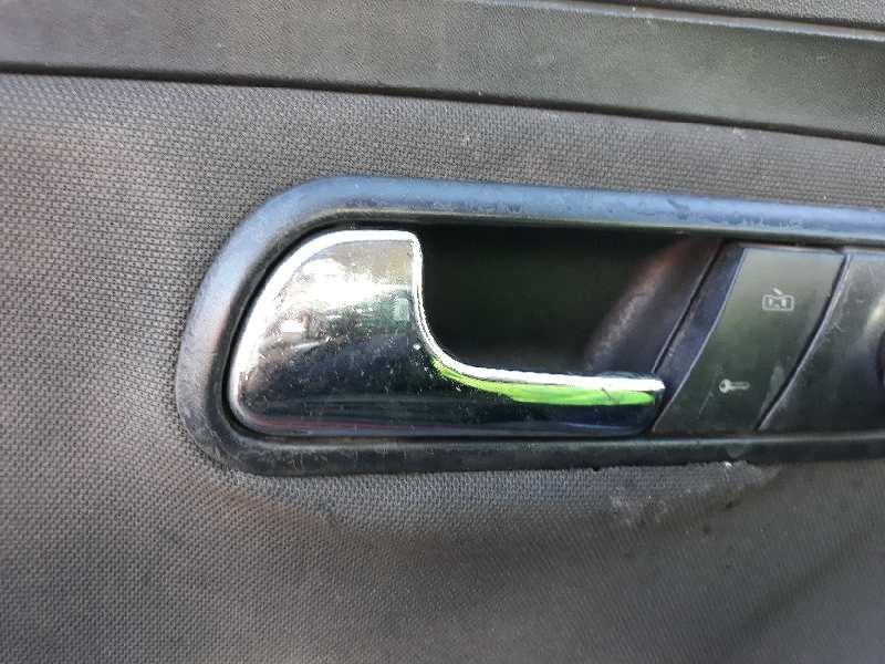Recambio de maneta interior delantera izquierda para seat ibiza (6l1) reference referencia OEM IAM 6L0837113H  