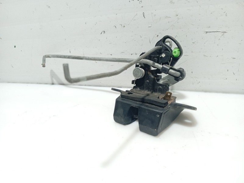 Recambio de cerradura maletero / porton para kia picanto referencia OEM IAM 8123007030  