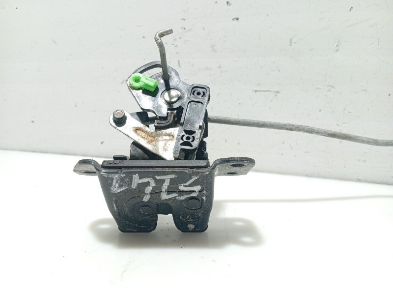 Recambio de cerradura maletero / porton para kia picanto referencia OEM IAM 8123007030  