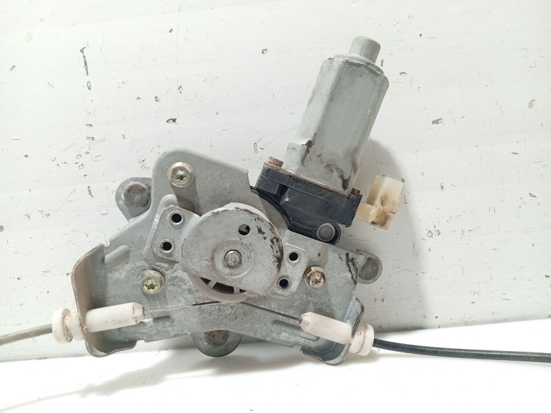 Recambio de elevalunas delantero izquierdo para kia picanto referencia OEM IAM 8240107011  