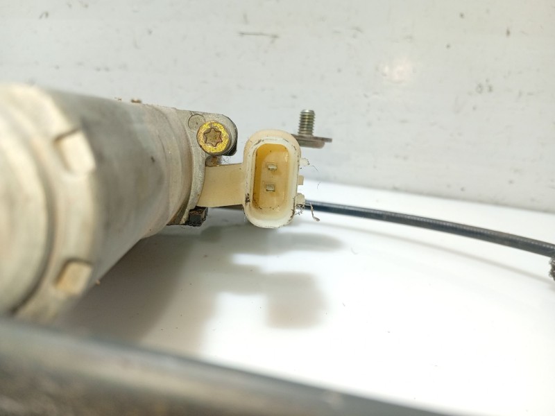 Recambio de elevalunas delantero izquierdo para kia picanto referencia OEM IAM 8240107011  