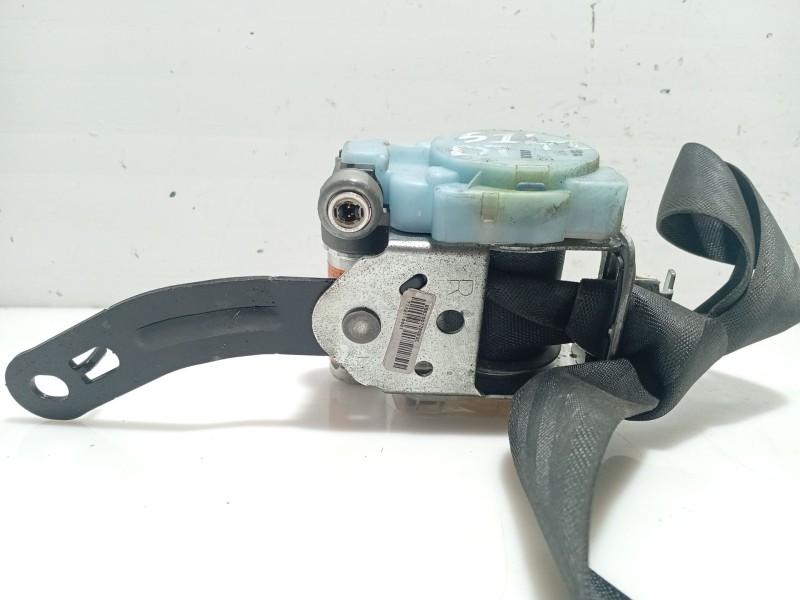 Recambio de cinturon seguridad delantero derecho para kia picanto referencia OEM IAM 8882007200EQ  