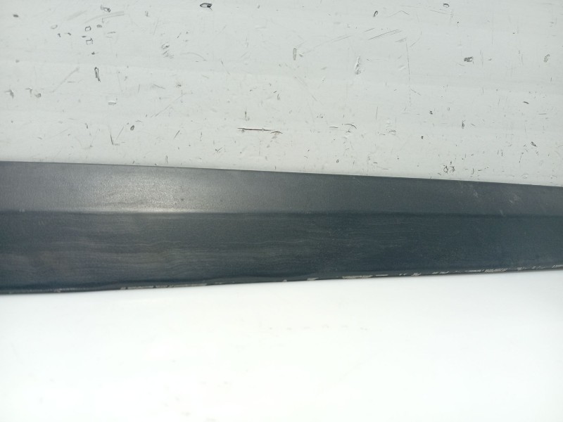 Recambio de moldura puerta delantera derecha para kia picanto referencia OEM IAM   