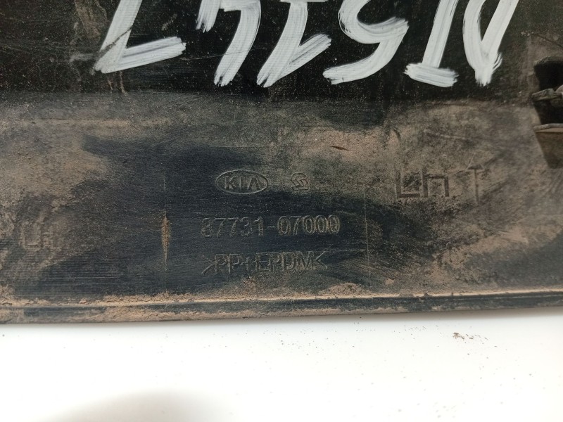 Recambio de moldura puerta trasera izquierda para kia picanto referencia OEM IAM 8773107000  