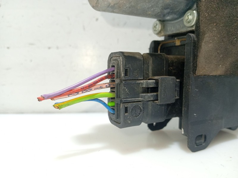 Recambio de motor elevalunas trasero izquierdo para peugeot 308 i (4a_, 4c_) 2.0 hdi referencia OEM IAM 9223C8 9659834880 013082