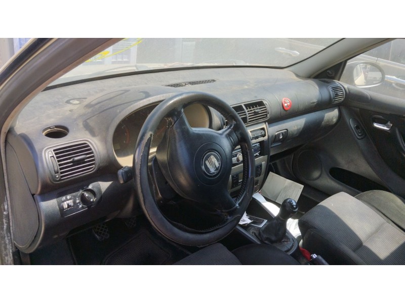 seat leon (1m1) del año 2000