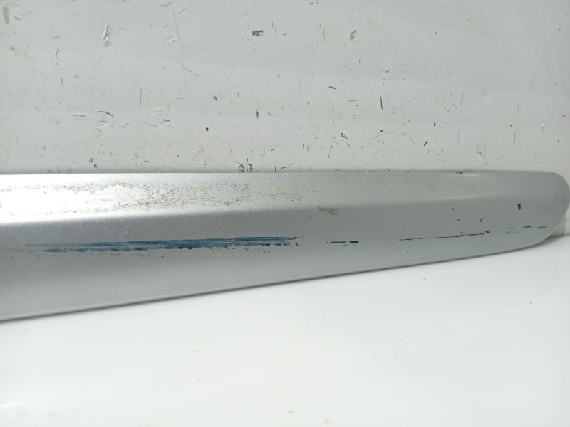 Recambio de moldura puerta trasera izquierda para peugeot 308 i (4a_, 4c_) 2.0 hdi referencia OEM IAM 9680365480 9680365380 