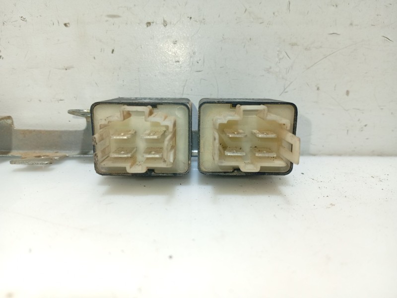 Recambio de rele para suzuki vitara (et) hdi (se 420hdi) referencia OEM IAM 3185085C00  