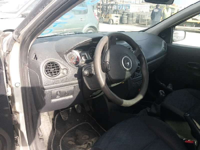 renault clio iii business   |   10.07 - 12.09 | 2007 - 2009 | 68 cv / 50 kw del año 2007