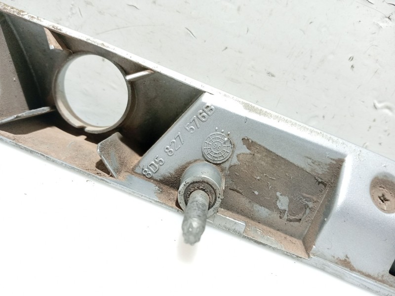 Recambio de moldura para audi a4 b5 (8d2) 1.9 tdi referencia OEM IAM 8D5827576B 8D0943021 