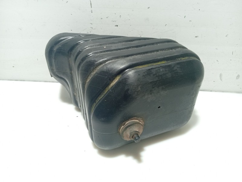 Recambio de caja filtro de aire para tata indica referencia OEM IAM 4707CRA  