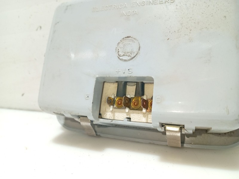 Recambio de luz interior para tata indica referencia OEM IAM 4707LI  