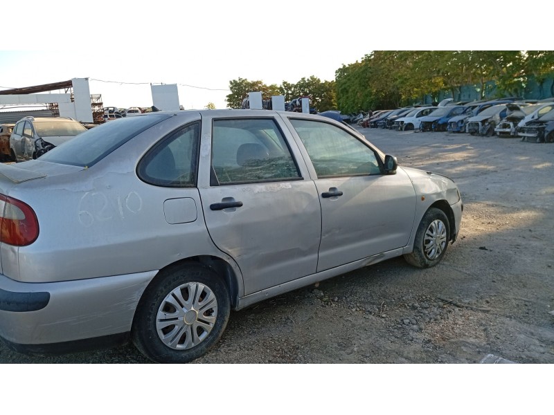 seat cordoba vario (6k5) del año 2000