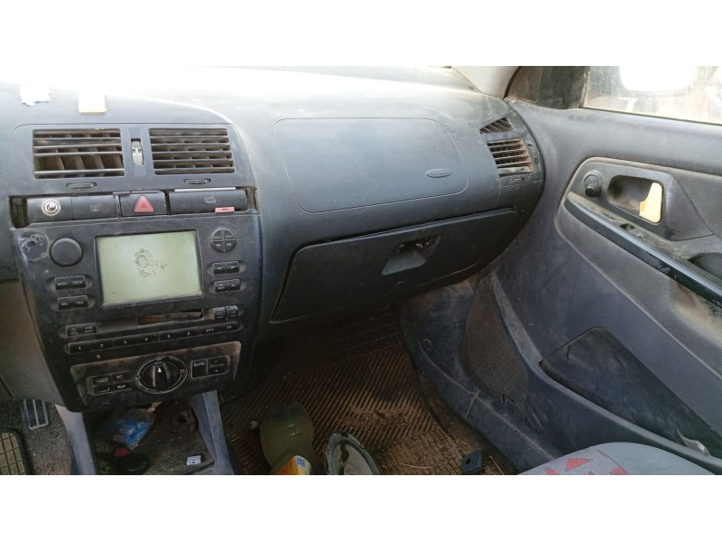 seat cordoba vario (6k5) del año 2000