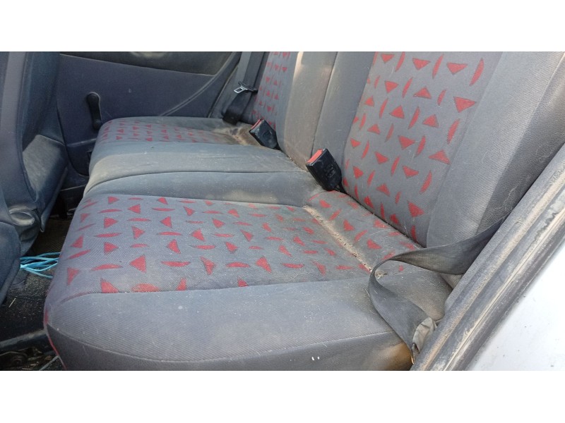 seat cordoba vario (6k5) del año 2000