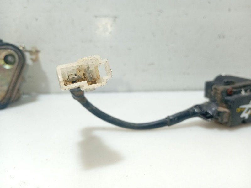 Recambio de cerradura puerta delantera derecha para tata indica referencia OEM IAM 4707CDD  