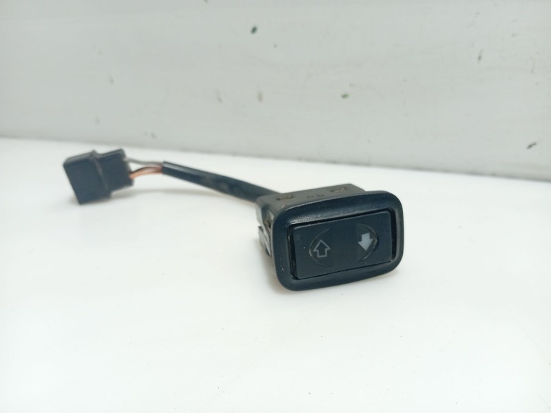 Recambio de mando elevalunas trasero derecho para tata indica referencia OEM IAM 4707METD  