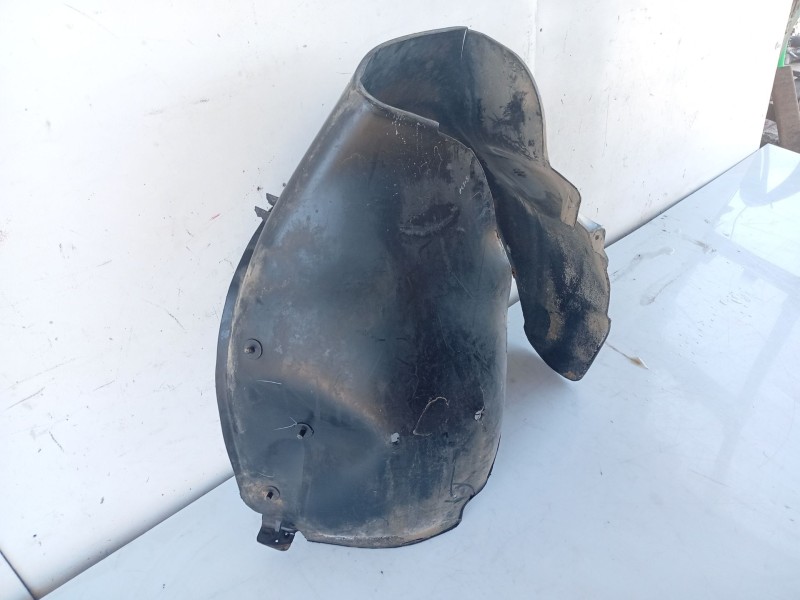 Recambio de paso de rueda delantero izquierdo para tata indica referencia OEM IAM 267861800124 26786180 