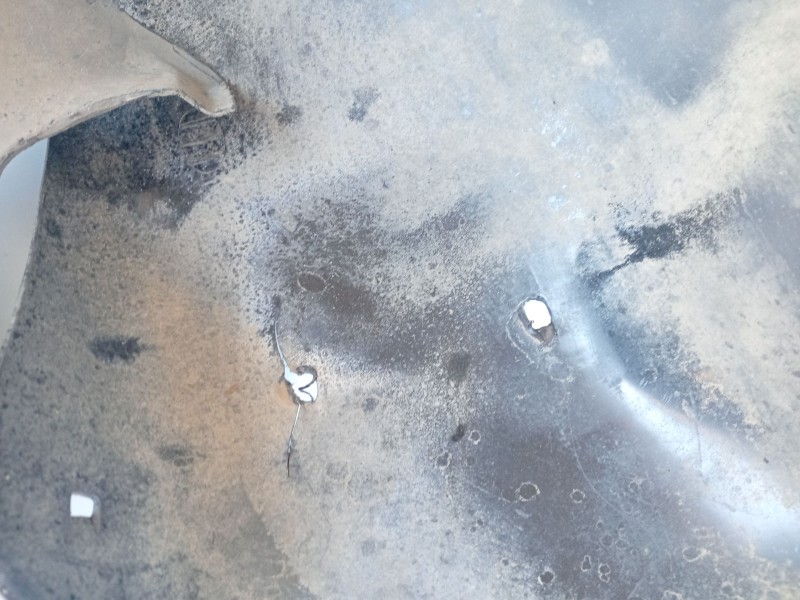 Recambio de paso de rueda delantero izquierdo para tata indica referencia OEM IAM 267861800124 26786180 