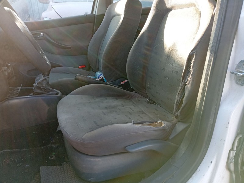 seat leon (1m1) del año 2001